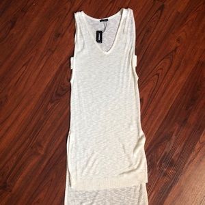Sleeveless high low knit throw
